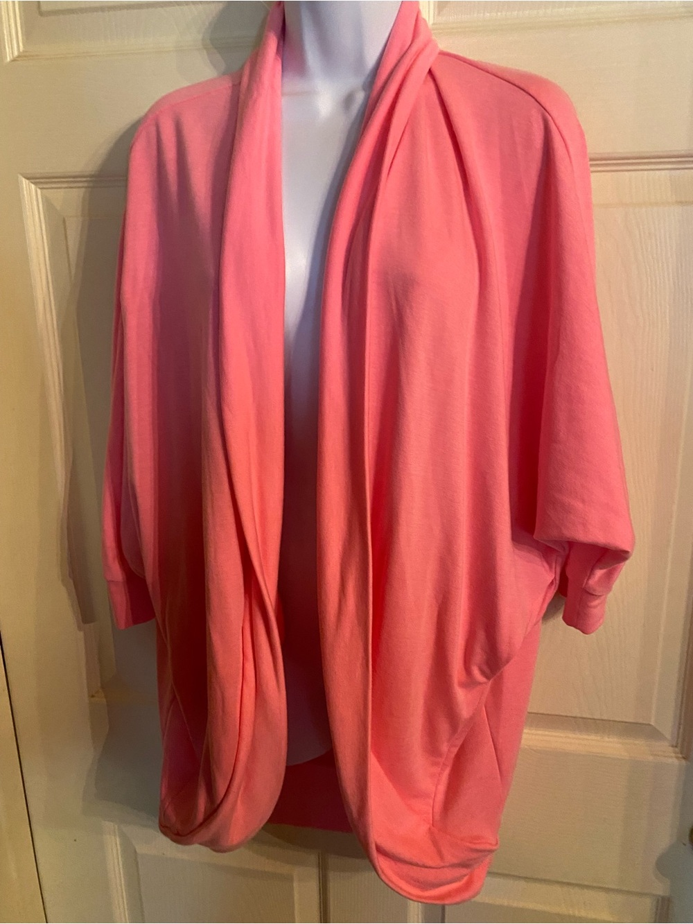 crown & ivy Pink Draped Open-Front Cardigan